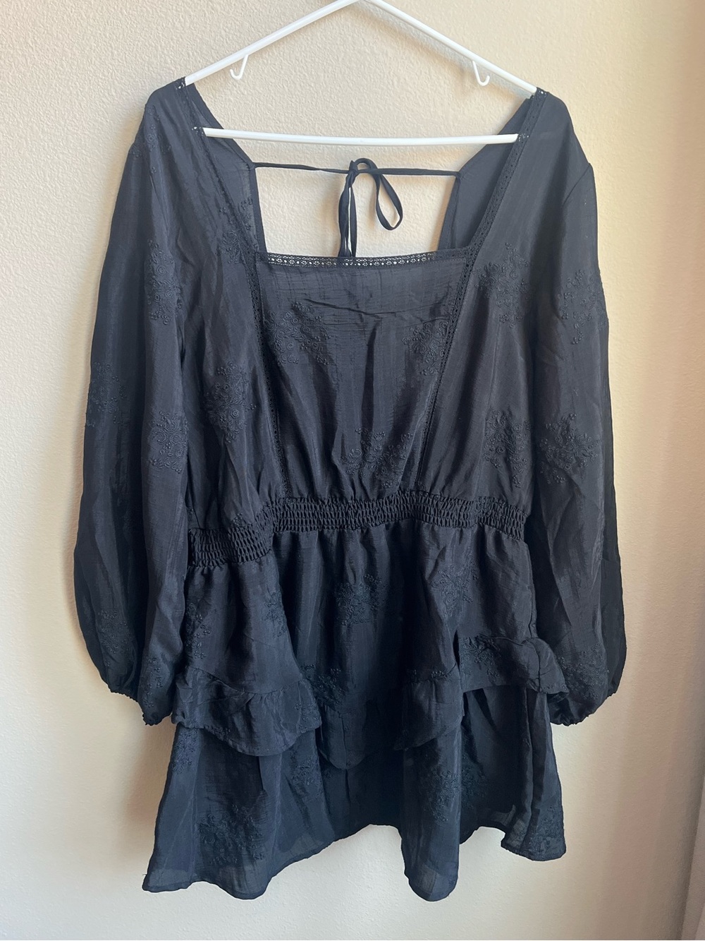 Embroidered Eyelet Black Tiered Mini Dress Stagecoach Festival Boots - Picture 3 of 12